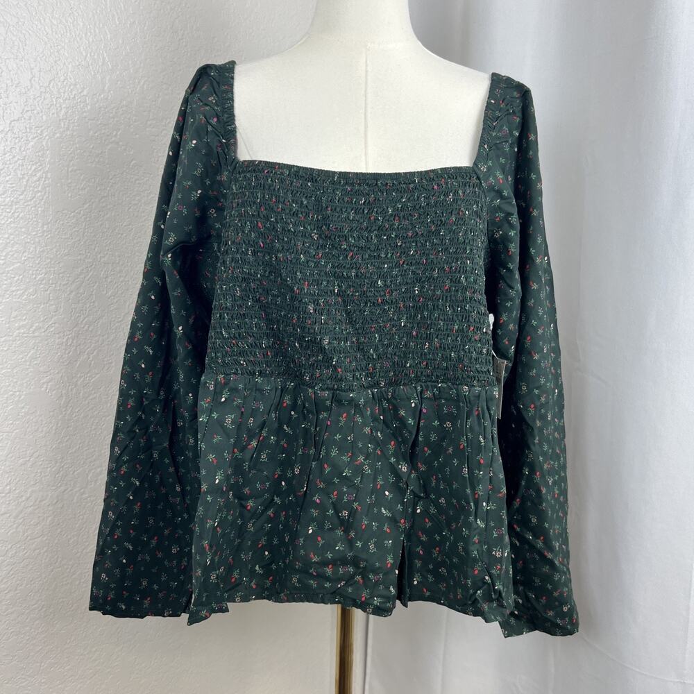 Old Navy Top Womens 2X‎ Green Micro Floral Smocked Cottagecore Prairie Boho